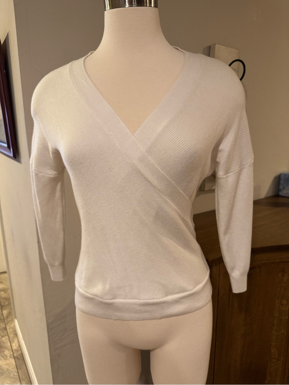 Women's white/ light Cream V-Neck Wrap 3/4 sleeve Sweater